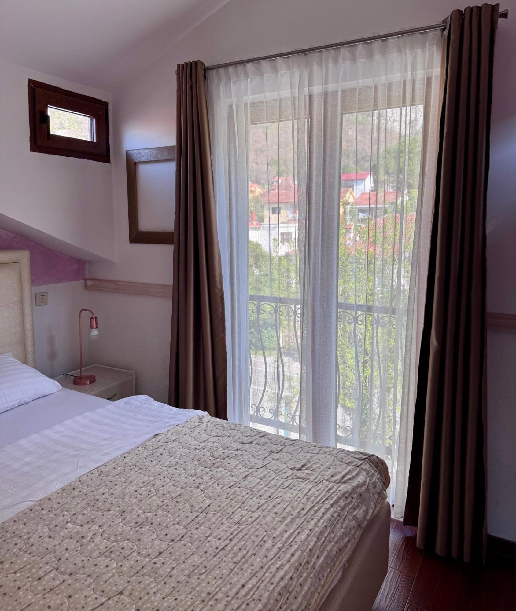 Bocche Di Cattaro Apartments מראה חיצוני תמונה